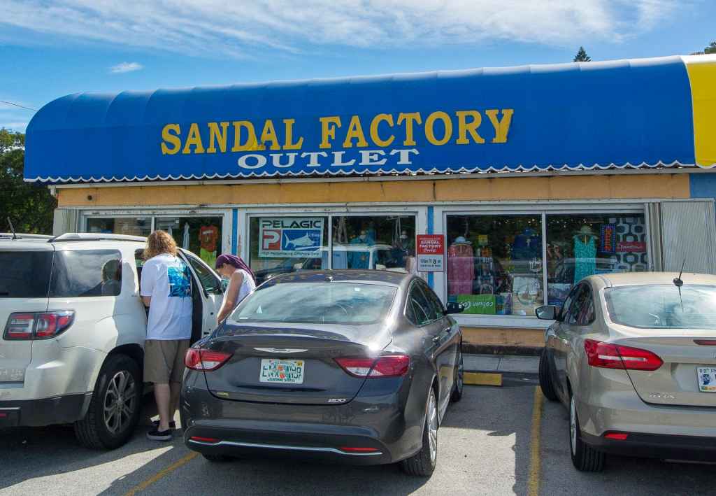 hulp in de huishouding Netjes Manhattan Sandal Factory Outlet/T-Shirt City :: Visit Florida Keys